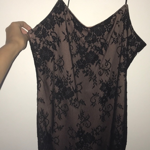 Dress - Picture 2 of 4